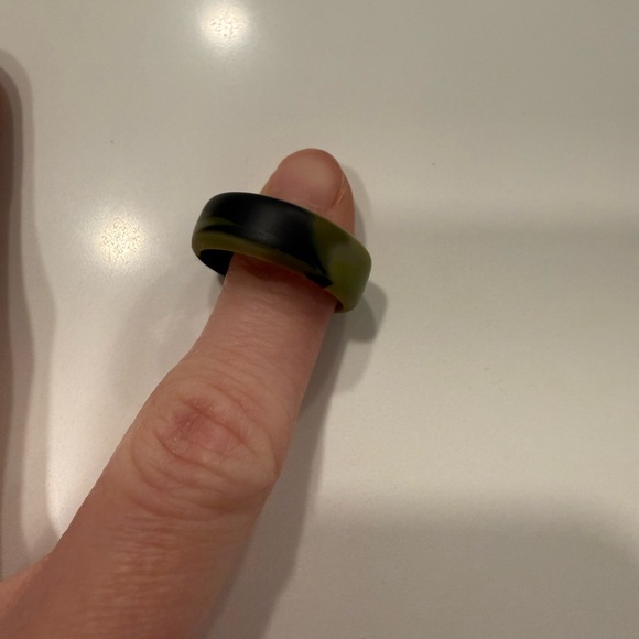 Men’s Silicone Rings Bundle - Picture 5 of 9